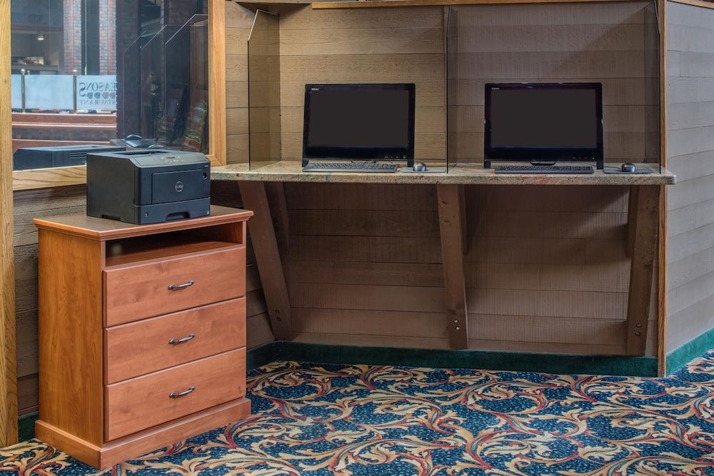 Red Lion Hotel and Conference Center Pasco 3