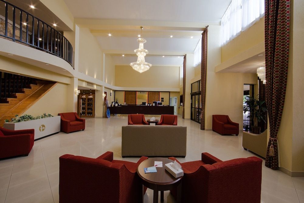 Ramada by Wyndham Houston Intercontinental Airport East 1