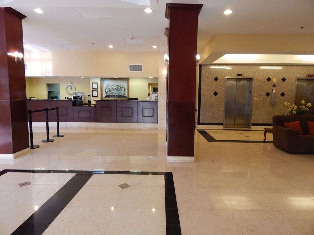 North Miami Beach Gardens Inn & Suites 3