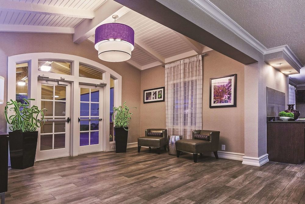 La Quinta Inn by Wyndham Laredo I-35 2