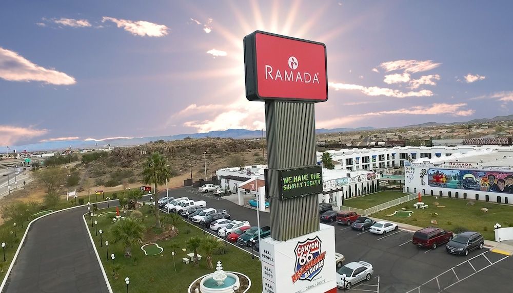 Ramada by Wyndham Kingman 4 étoiles à Kingman