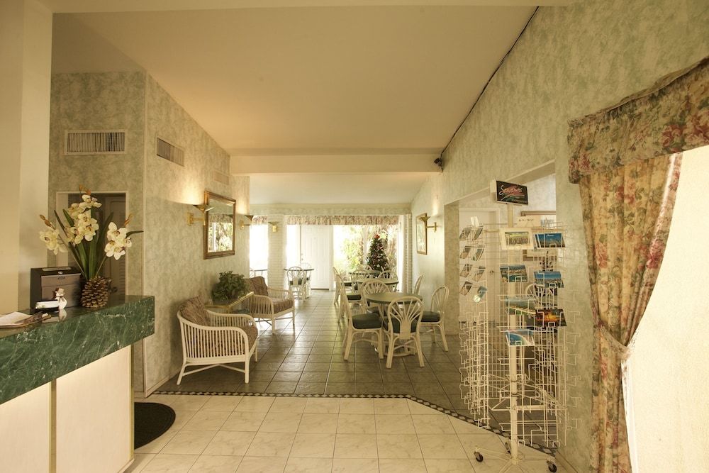Golden Host Resort 2