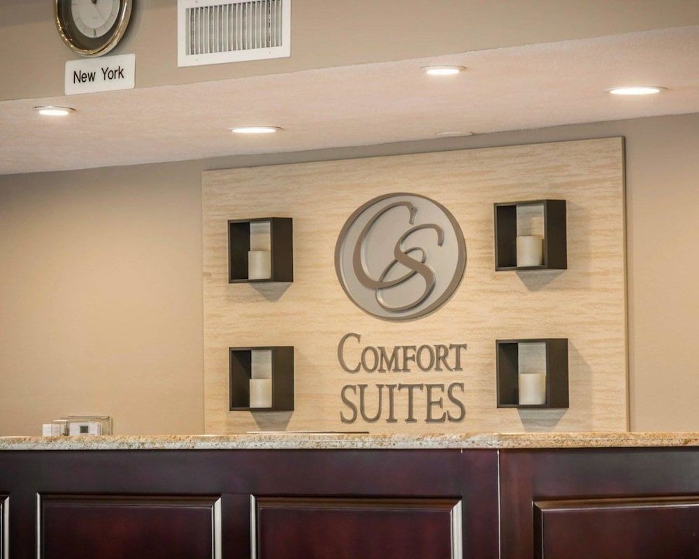 Comfort Suites Huntington Beach 3