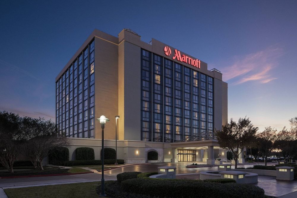 Houston Marriott South at Hobby Airport 1