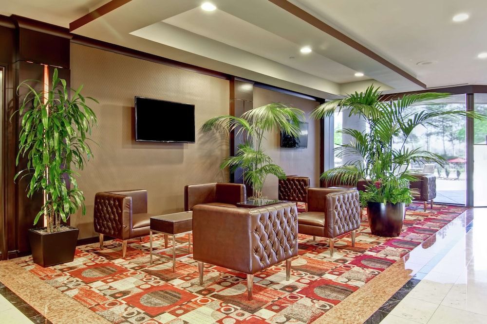 DoubleTree by Hilton Hotel Pleasanton at The Club 3