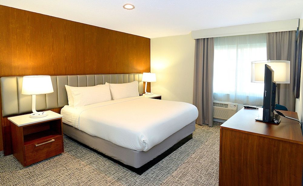 Holiday Inn San Mateo (Airport Area) 2