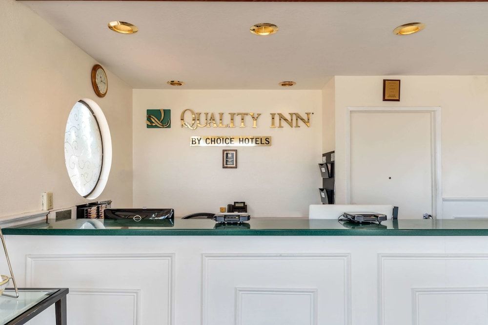 Quality Inn Monterey 2 Quality Inn Monterey 2