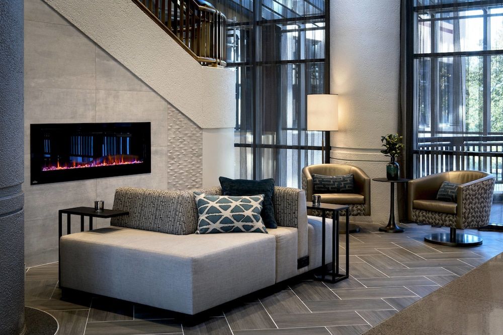 Bethesda Marriott Suites 2