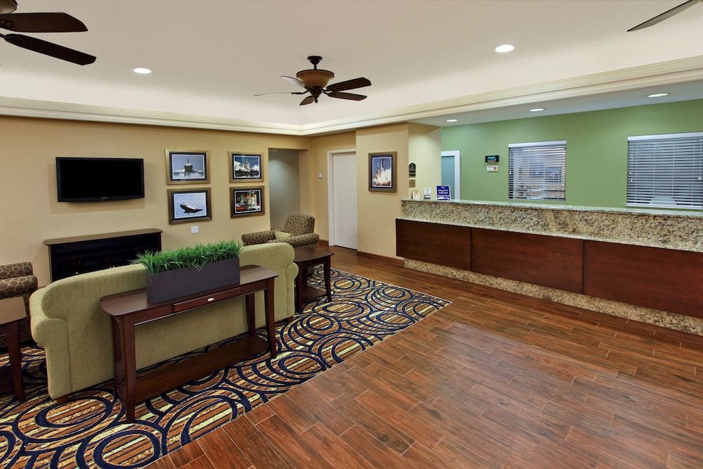 Best Western Cocoa Beach Hotel & Suites 2