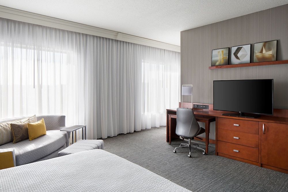 Courtyard by Marriott Downtown Grand Rapids 3