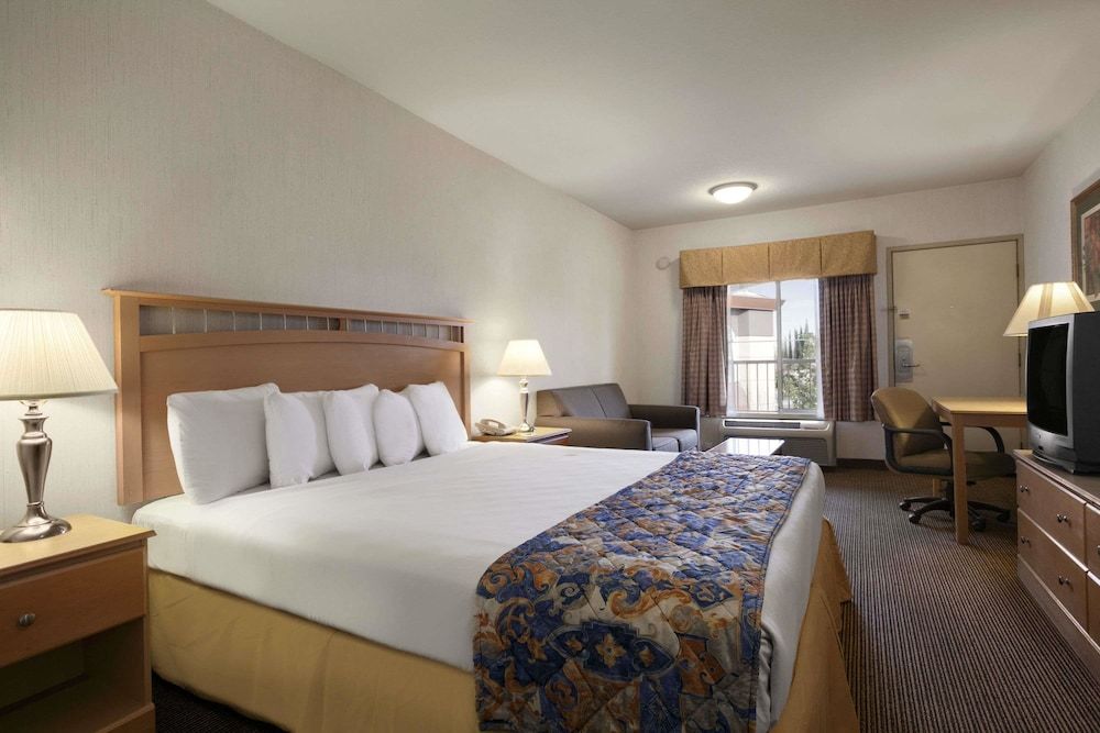 Days Inn by Wyndham Rocklin/Sacramento 3