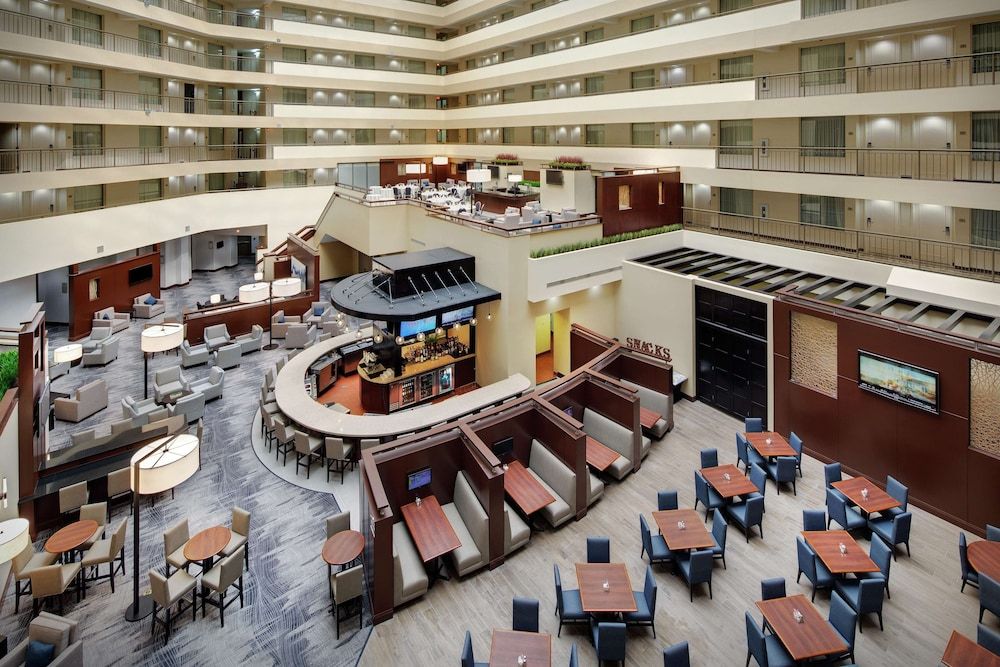 Embassy Suites by Hilton Detroit Troy Auburn Hills 2