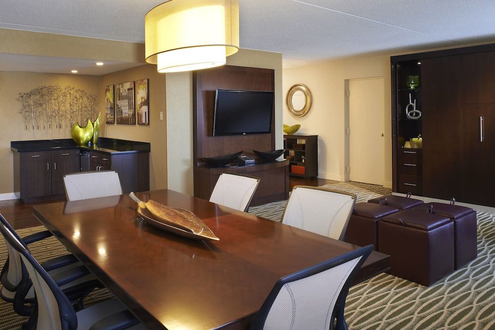 Charleston Marriott Town Center 2