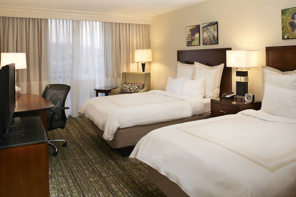 Charleston Marriott Town Center 3