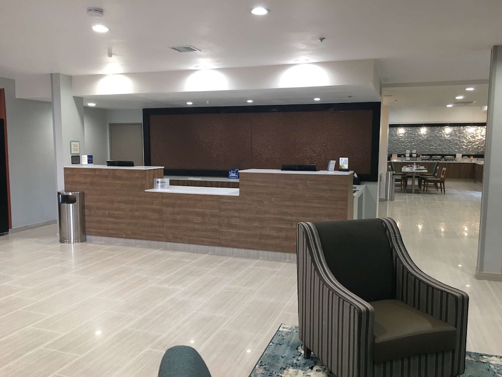 Best Western Carlsbad by the Sea 3