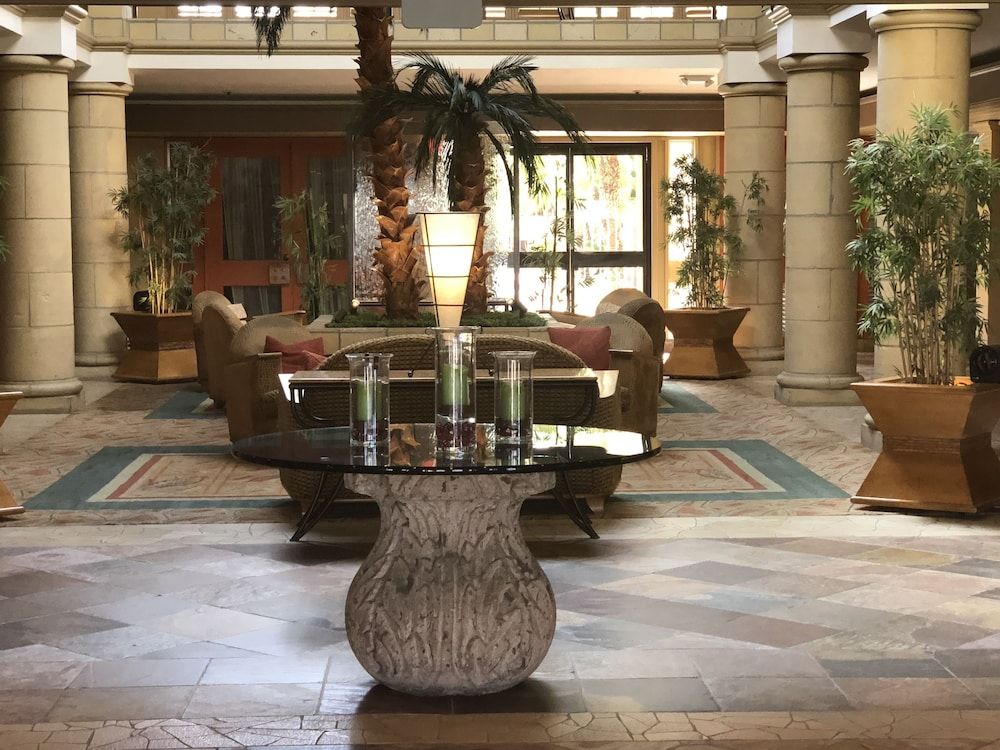 Atrium at Orange County Airport 2