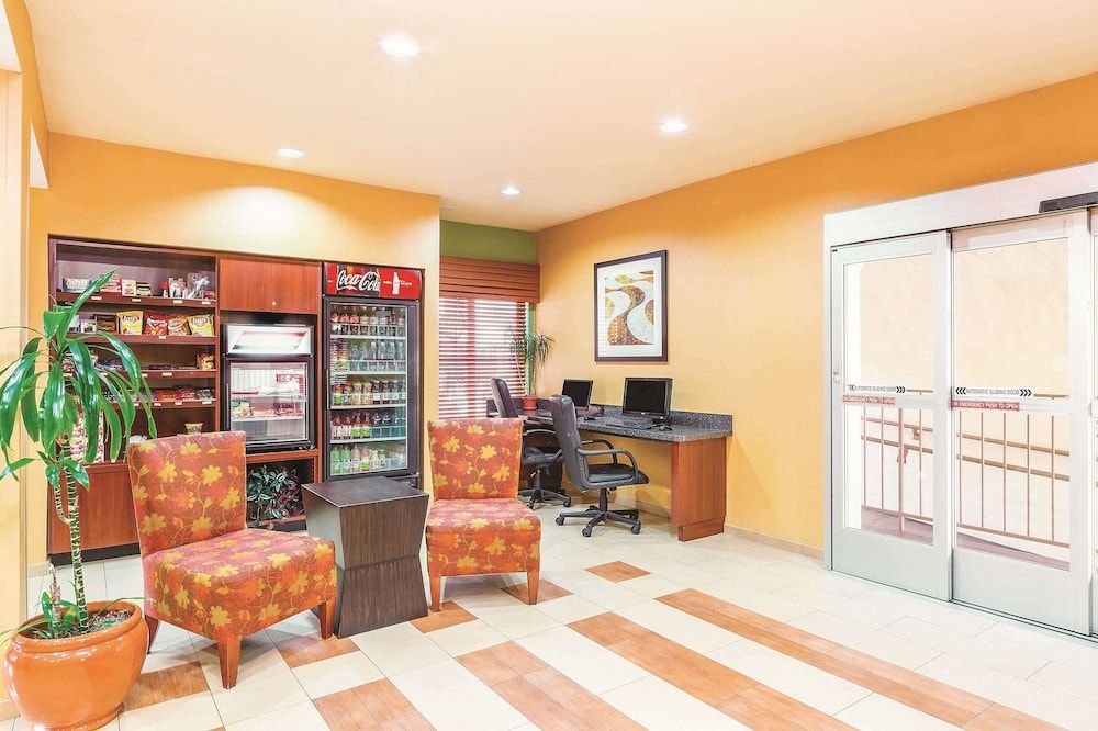 Comfort Inn Old Town San Diego 3 Comfort Inn Old Town San Diego 3