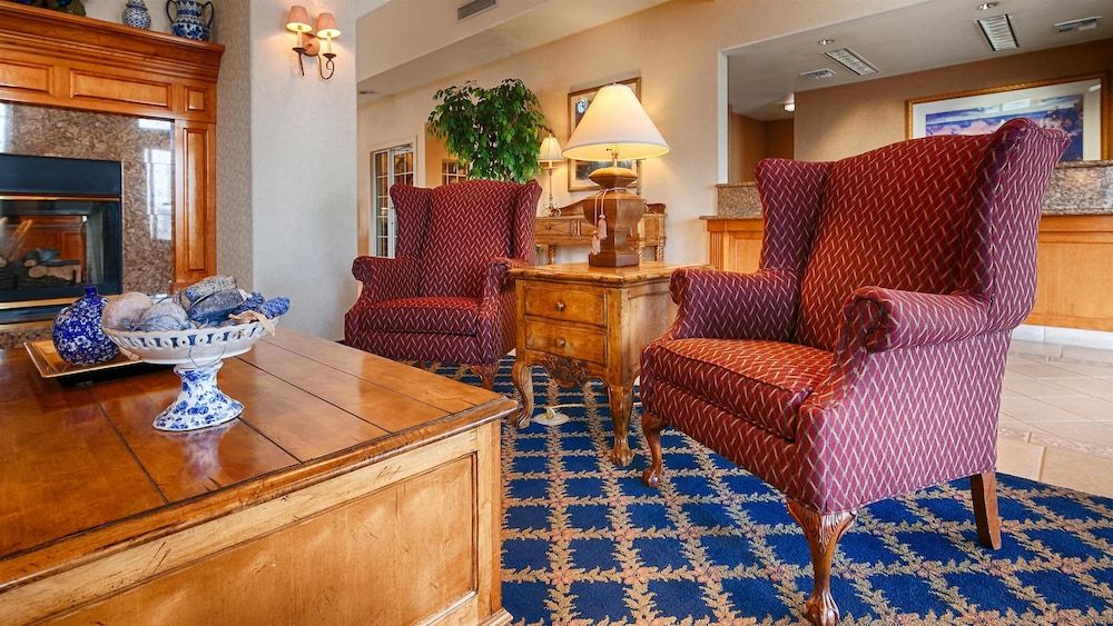 Best Western Plus A Wayfarer's Inn And Suites 3