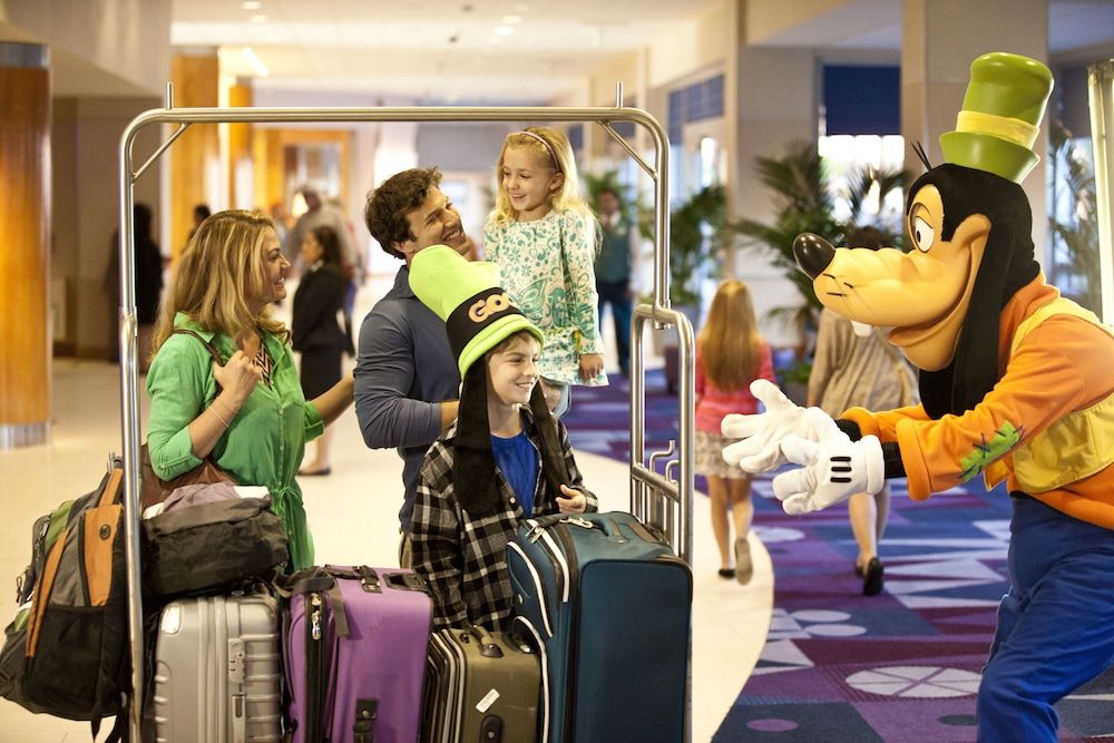 Disneyland Hotel 2