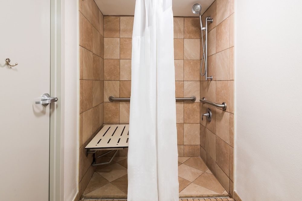 Holiday Inn Express Miami Airport Doral Area 3 Holiday Inn Express Miami Airport Doral Area 3