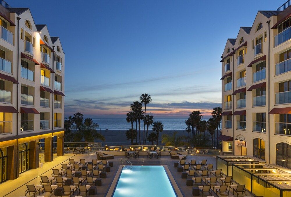 Loews Santa Monica Beach Hotel 1