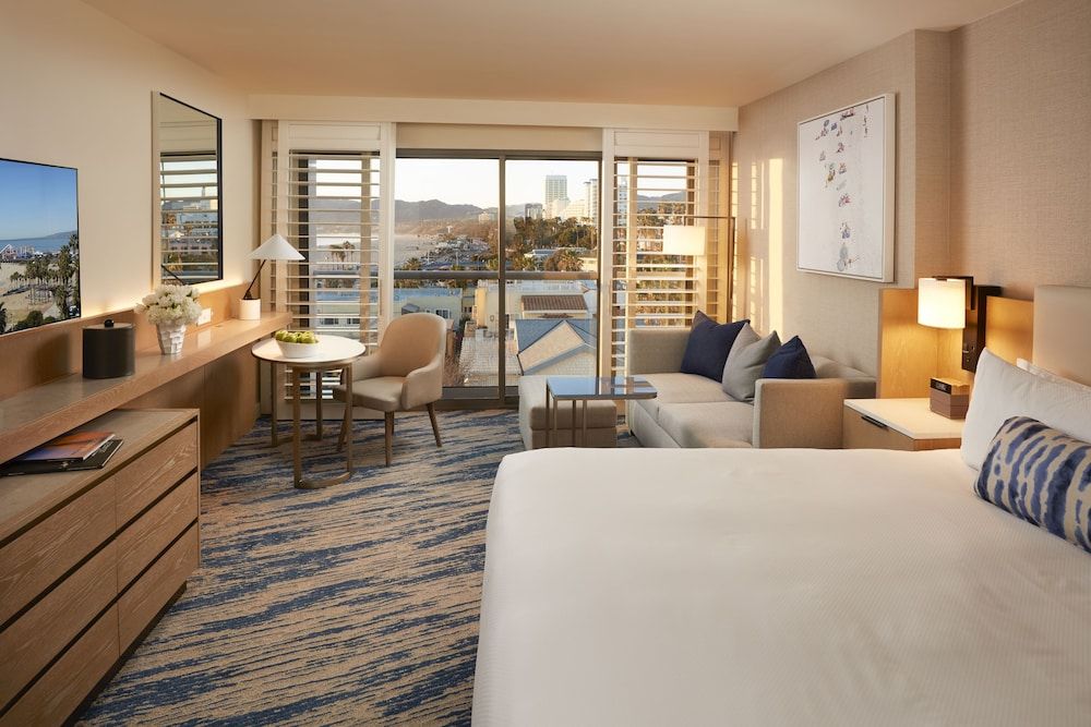 Loews Santa Monica Beach Hotel 3