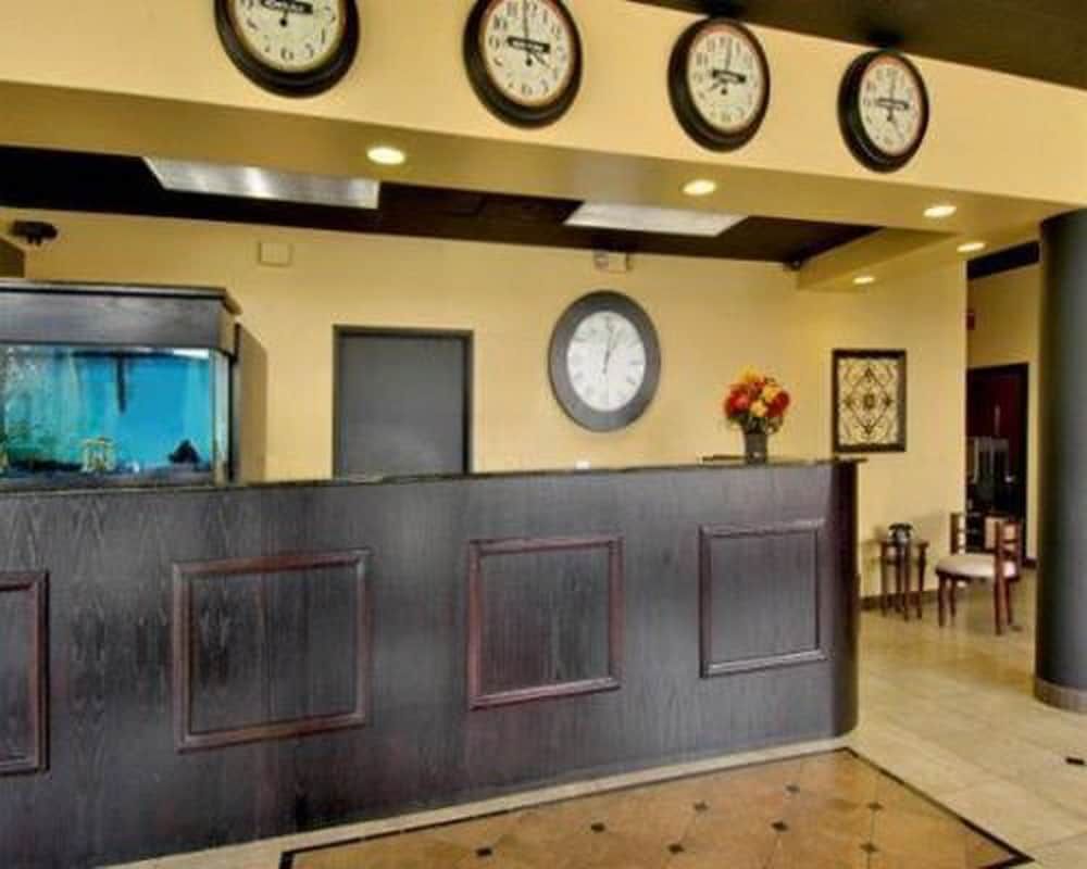 Fairbridge Inn Express 3 Fairbridge Inn Express 3