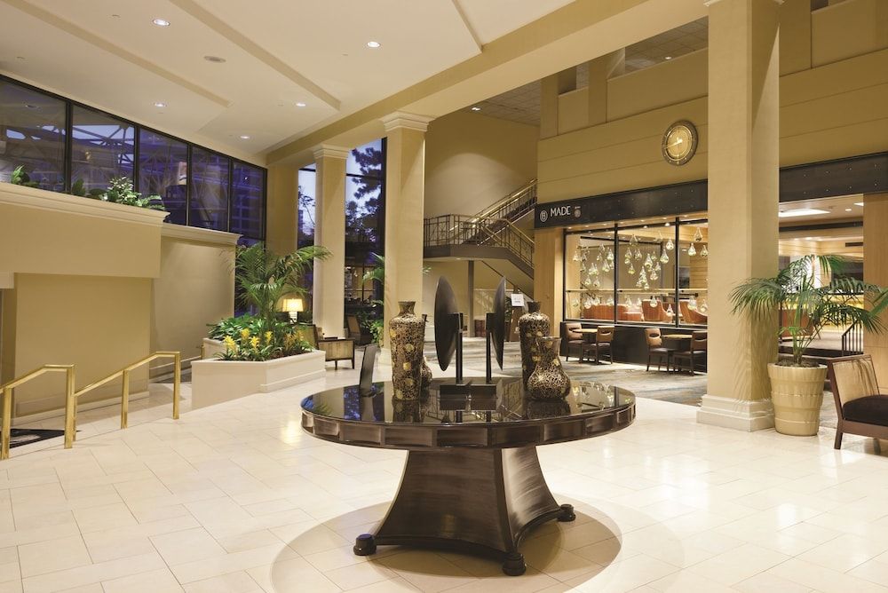 DoubleTree by Hilton Tulsa Downtown 2