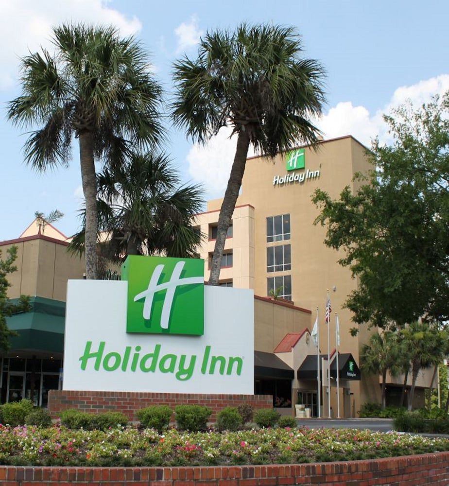 Holiday Inn Gainesville-University CTR  3 estrellas en Gainesville