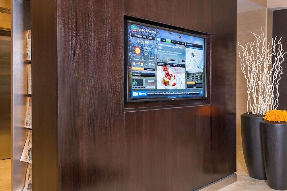 Courtyard by Marriott Secaucus Meadowlands 2 Courtyard by Marriott Secaucus Meadowlands 2