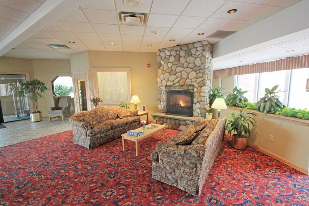 Fireside Inn & Suites 2