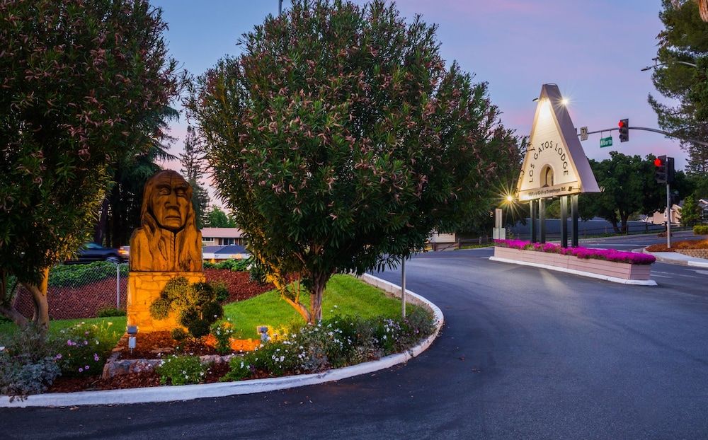 Los Gatos Lodge 1