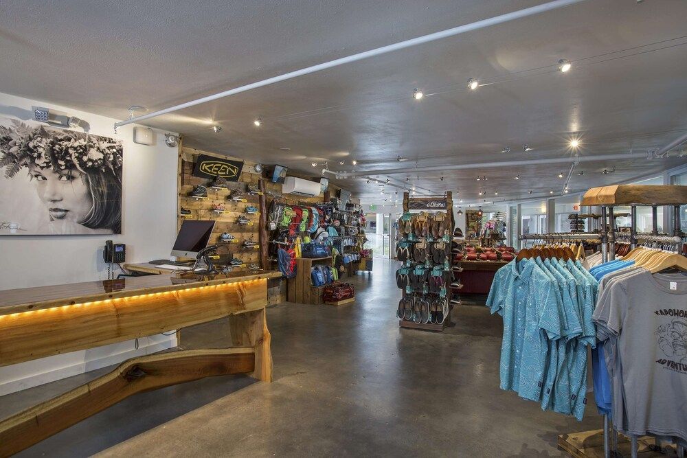 Grand Naniloa Hotel Hilo - a Doubletree by Hilton 2