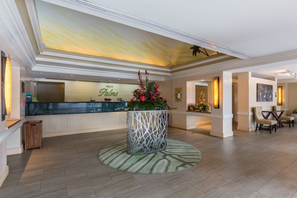Aqua Palms Waikiki 3