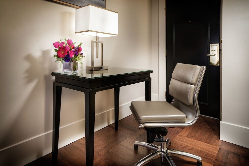 Staypineapple, An Elegant Hotel, Union Square 3