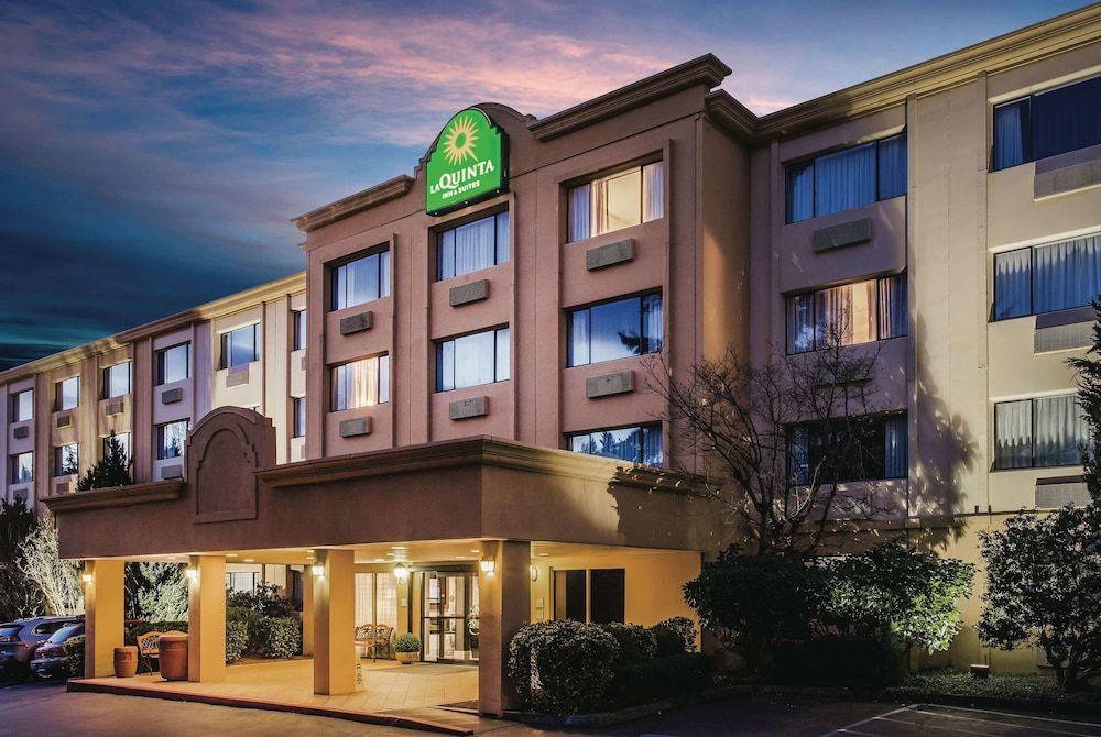 La Quinta Inn & Suites by Wyndham Seattle Bellevue/Kirkland -1 estrelas em Kirkland