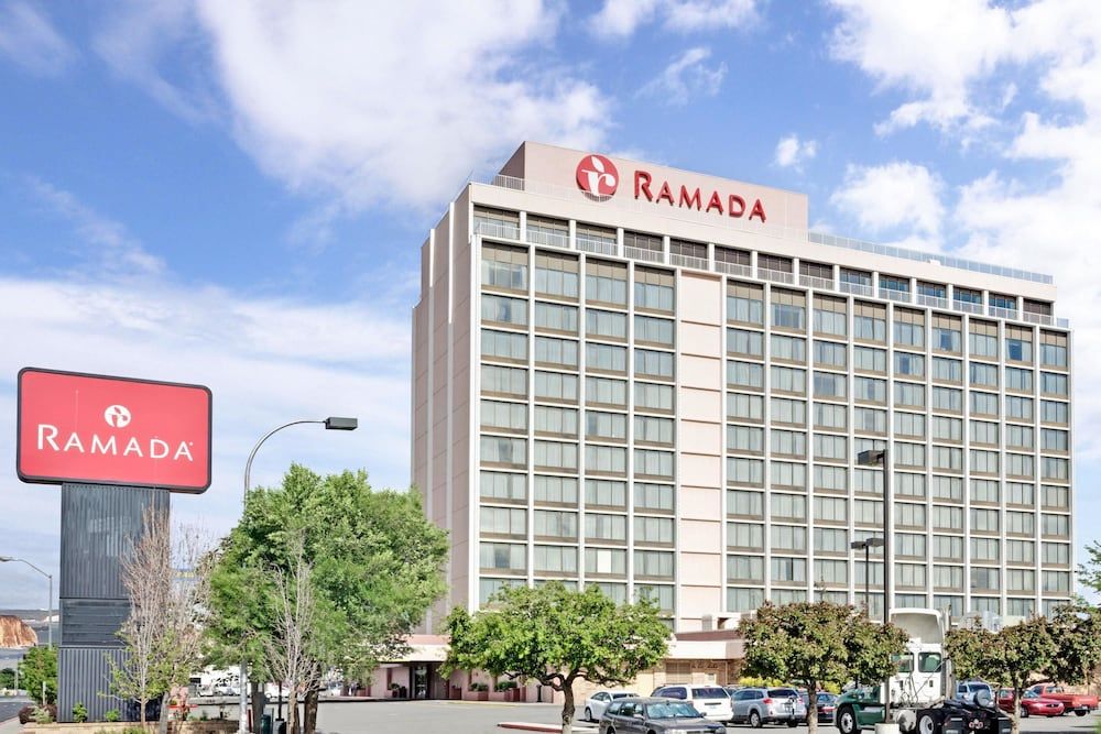 Ramada by Wyndham Reno Hotel and Casino 2 estrelas em Reno