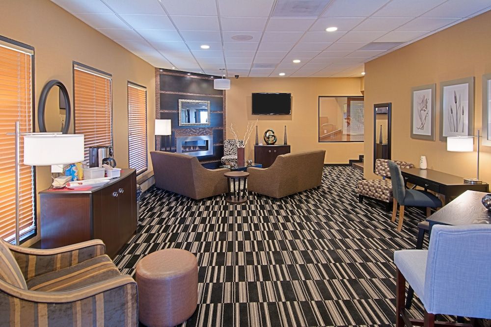 Best Western Yuma Mall Hotel & Suites 3