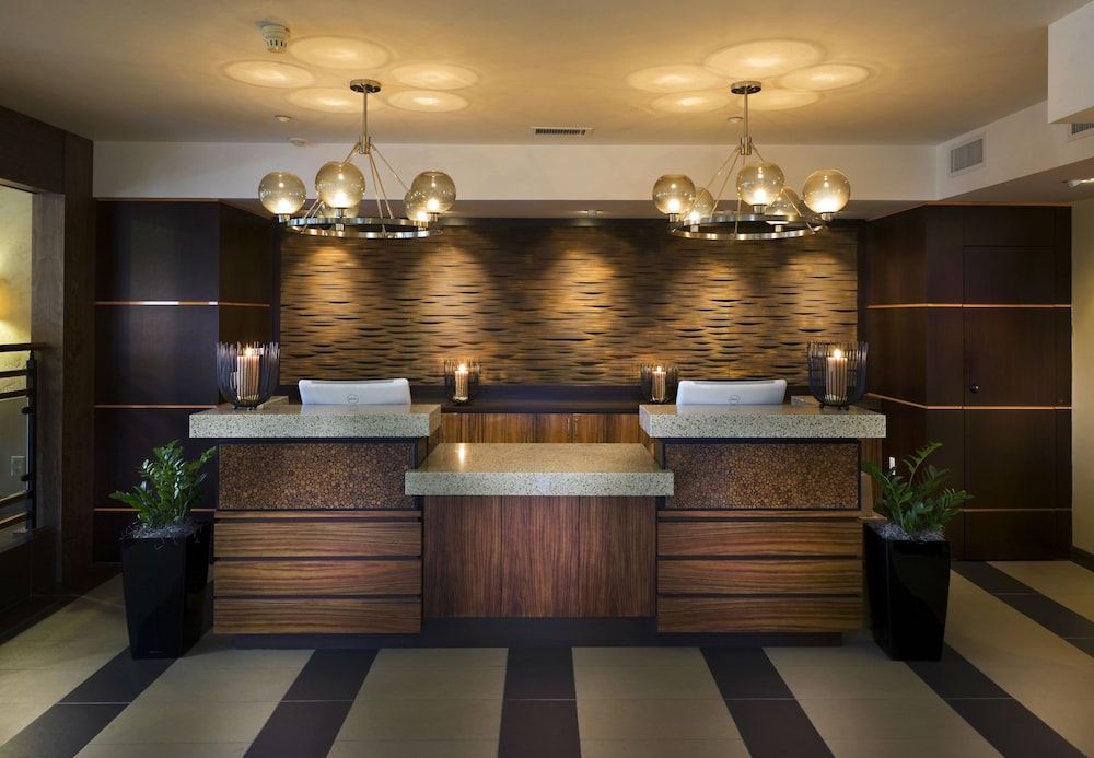 Hotel Indigo Napa Valley 2 Hotel Indigo Napa Valley 2