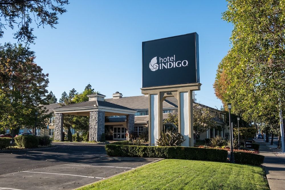 Hotel Indigo Napa Valley 4 stelle a Napa