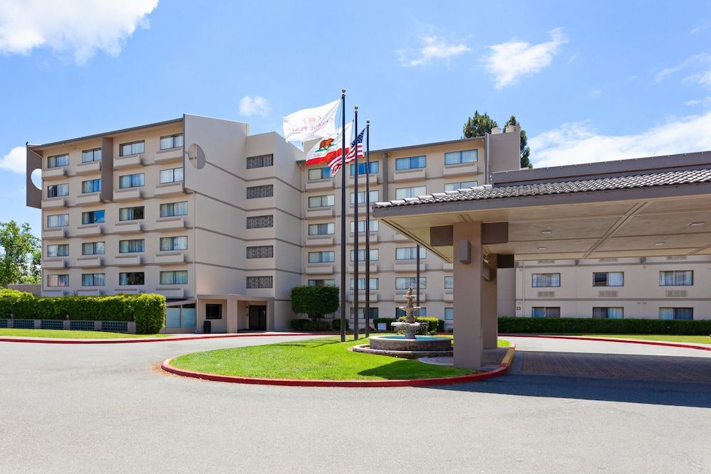 Crowne Plaza Silicon Valley N - Union City 4 estrelas em Union City