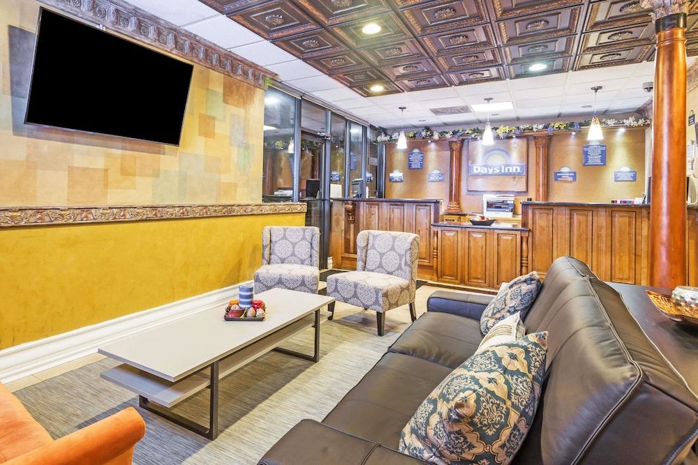 Days Inn by Wyndham Fort Lauderdale/Oakland Prk 2