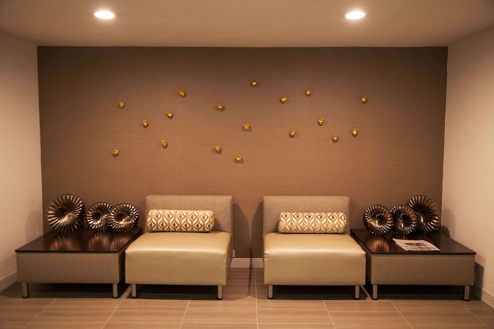DoubleTree by Hilton Atlanta - Emory Area 2