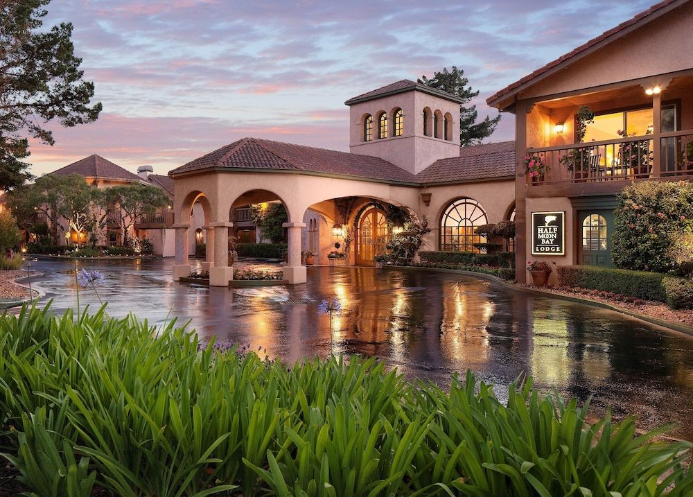 Half Moon Bay Lodge 1