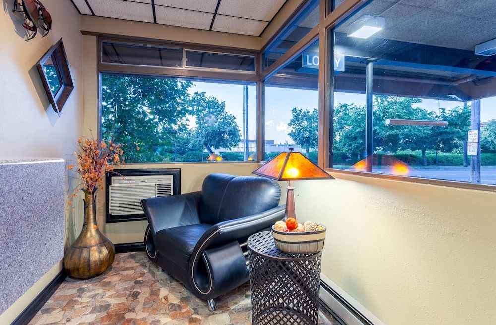 Travelodge by Wyndham Seattle University 3