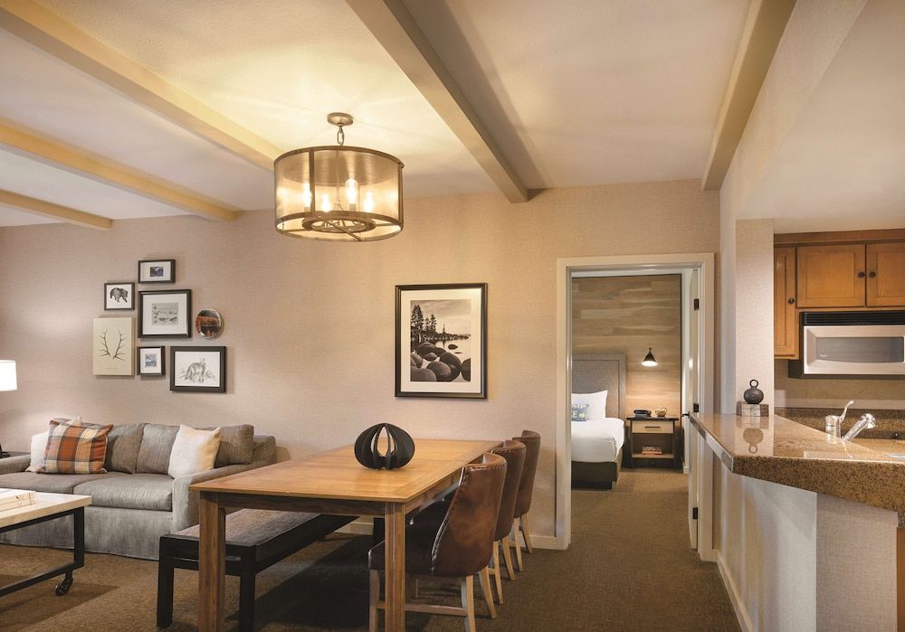 Hyatt Regency Lake Tahoe Resort, Spa and Casino 2