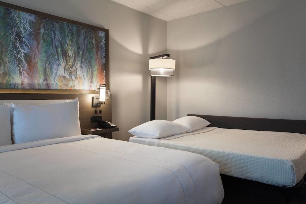 Marriott Savannah Riverfront 2