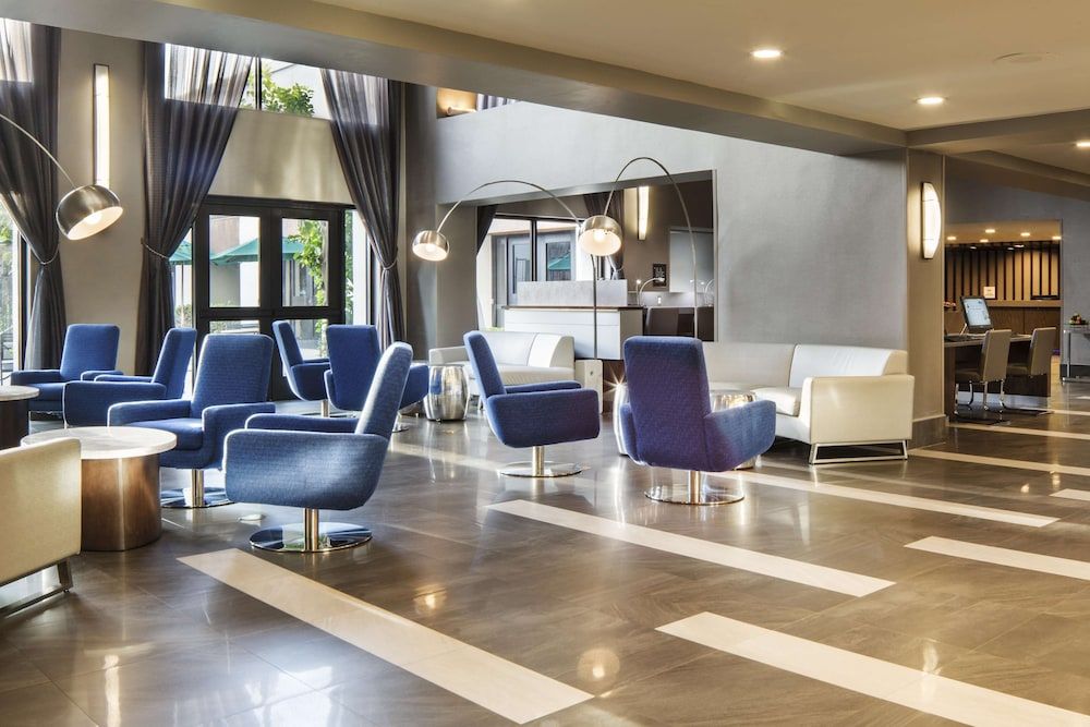 Doubletree by Hilton Newark - Fremont 3