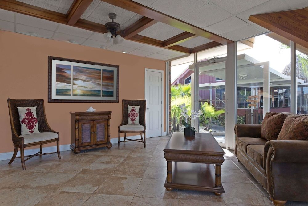 Hilton Garden Inn St Pete Beach 2