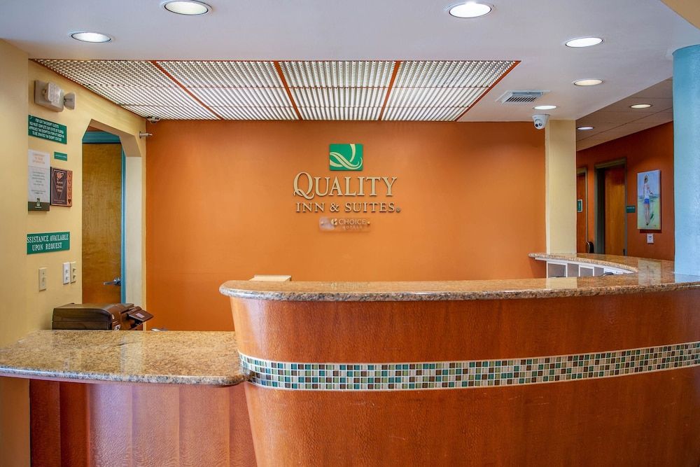 Beachside Hotel & Suites 3